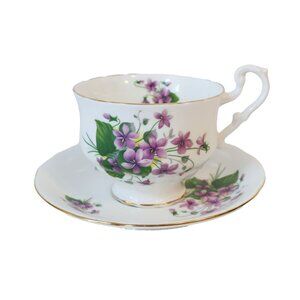 Paragon Bone China Teacup Tea Cup & Saucer Set Purple Violets Cottage Core